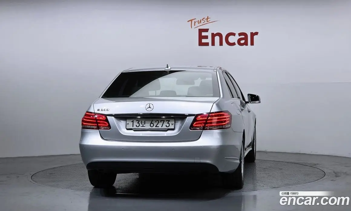 Mercedes-Benz E-Class 2014 3.5 автомат (гидро), фото 4 Mercedes-Benz E-Class 2014 3.5 автомат (гидро), фото 4