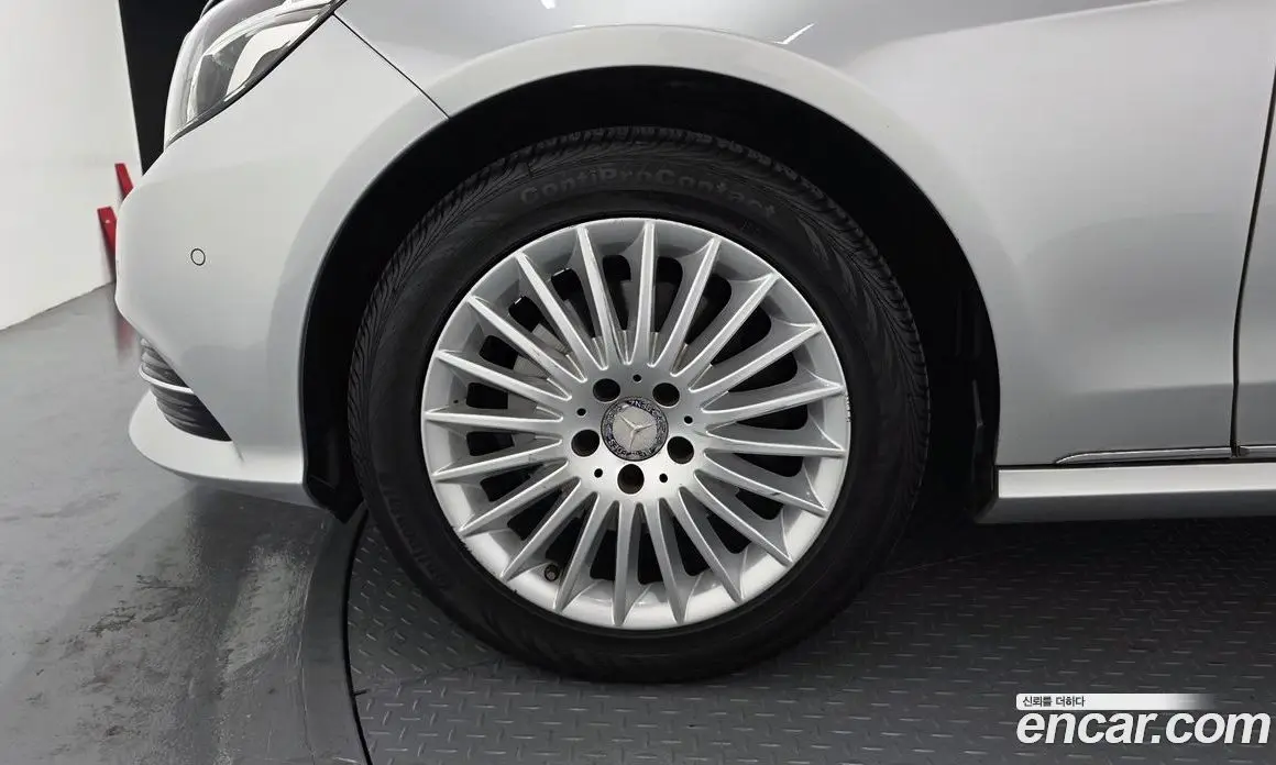 Mercedes-Benz E-Class 2014 3.5 автомат (гидро), фото 5 Mercedes-Benz E-Class 2014 3.5 автомат (гидро), фото 5