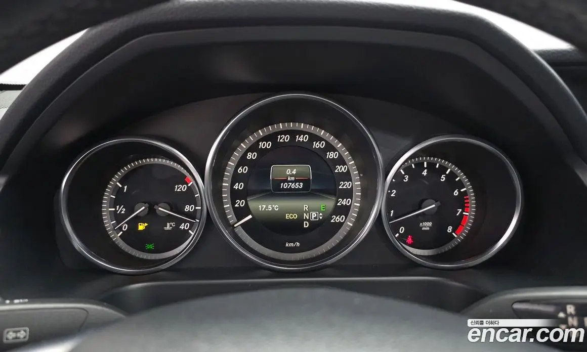 Mercedes-Benz E-Class 2014 3.5 автомат (гидро), фото 8 Mercedes-Benz E-Class 2014 3.5 автомат (гидро), фото 8