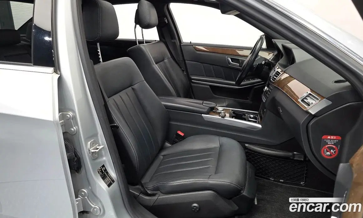 Mercedes-Benz E-Class 2014 3.5 автомат (гидро), фото 10 Mercedes-Benz E-Class 2014 3.5 автомат (гидро), фото 10