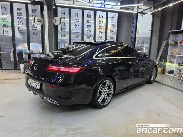 Mercedes-Benz E-Class 2018 1.9 автомат (гидро), миниатюра 4