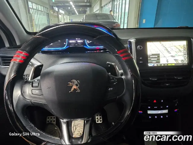 Peugeot 2008 2016 1.6 автомат (гидро), миниатюра 5