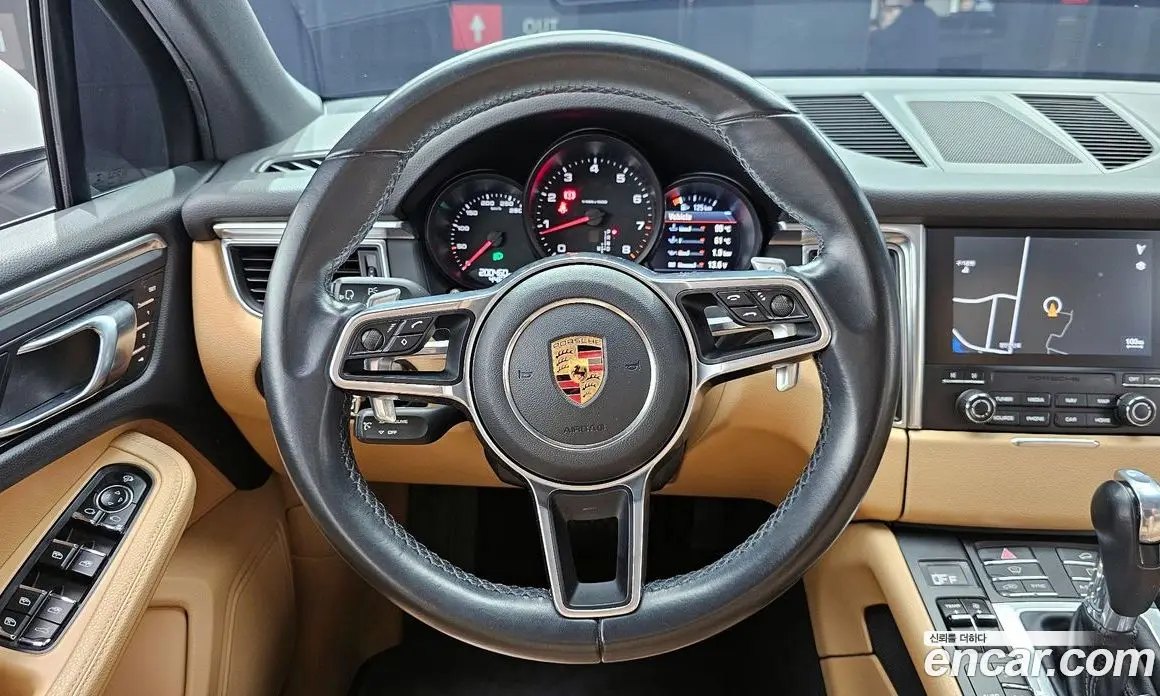 Porsche Macan 2018 2.0 автомат (гидро), фото 13 Porsche Macan 2018 2.0 автомат (гидро), фото 13