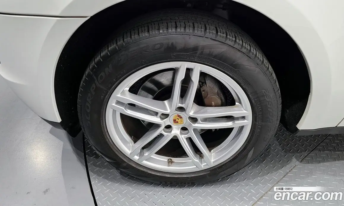 Porsche Macan 2018 2.0 автомат (гидро), фото 5 Porsche Macan 2018 2.0 автомат (гидро), фото 5
