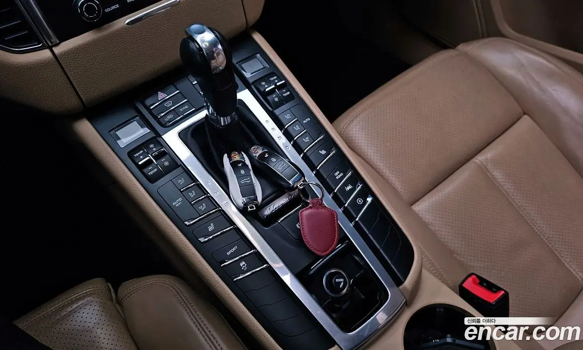 Porsche Macan 2018 2.0 автомат (гидро), фото 9 Porsche Macan 2018 2.0 автомат (гидро), фото 9
