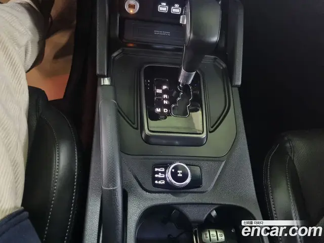 SsangYong Rexton 2023 2.2 автомат (гидро), миниатюра 9