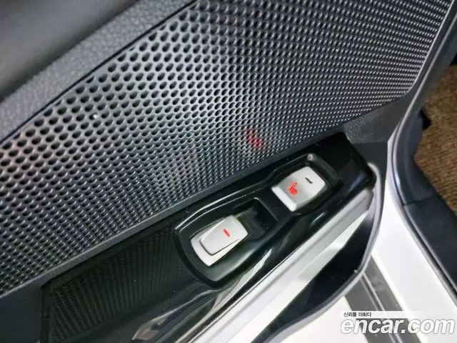 SsangYong TIBOLI 2015 1.6 автомат (гидро), миниатюра 11