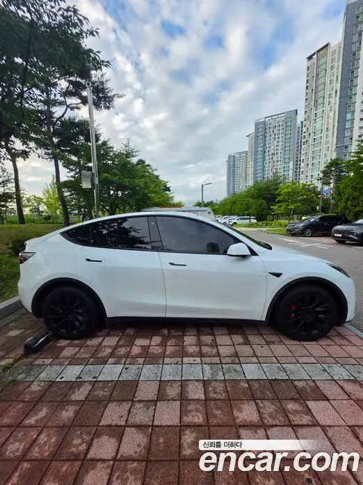 Tesla Model Y, 2022, 67 000 км