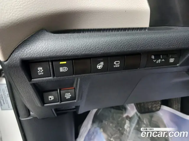 Toyota Sienna 2021 2.5 автомат (гидро), миниатюра 12