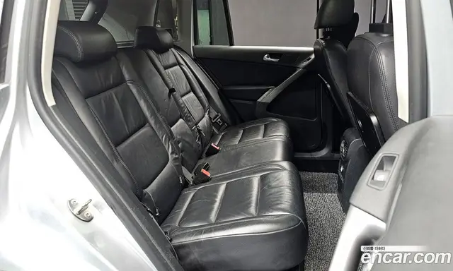 Volkswagen Tiguan 2009 2.0 автомат (гидро), миниатюра 12