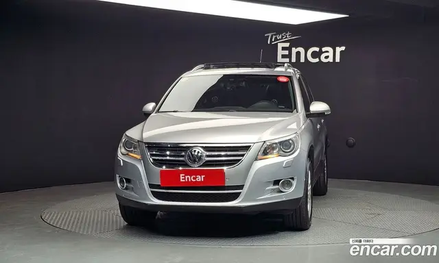 Volkswagen Tiguan 2009 2.0 автомат (гидро), миниатюра 3 Volkswagen Tiguan 2009 2.0 автомат (гидро), миниатюра 3