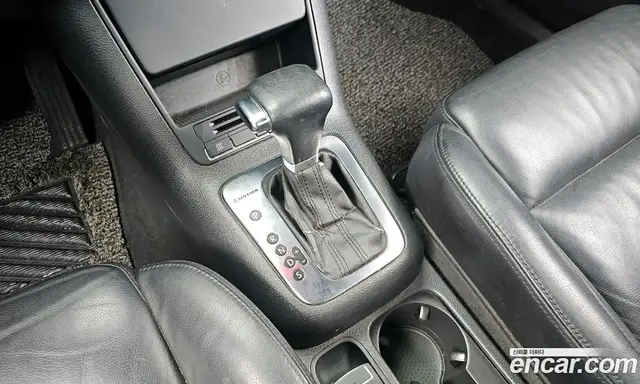 Volkswagen Tiguan 2009 2.0 автомат (гидро), миниатюра 9 Volkswagen Tiguan 2009 2.0 автомат (гидро), миниатюра 9