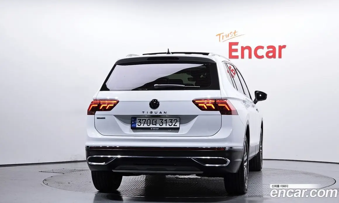 Volkswagen Tiguan 2022 2.0 автомат (гидро), фото 4