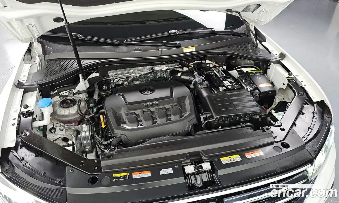 Volkswagen Tiguan 2022 2.0 автомат (гидро), фото 6
