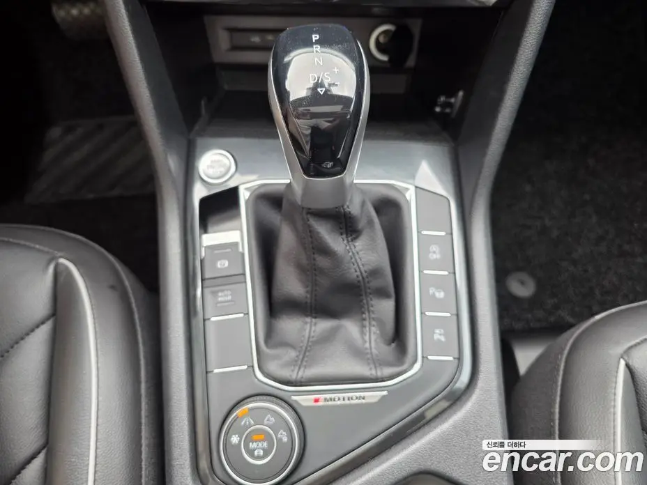 Volkswagen Tiguan 2023 2.0 автомат (гидро), фото 10