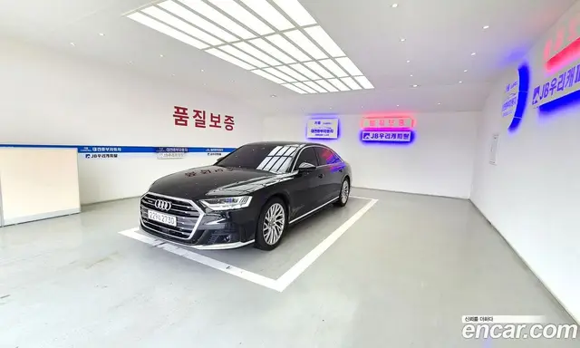 Audi A8 2020 3.0 автомат (гидро), миниатюра 1