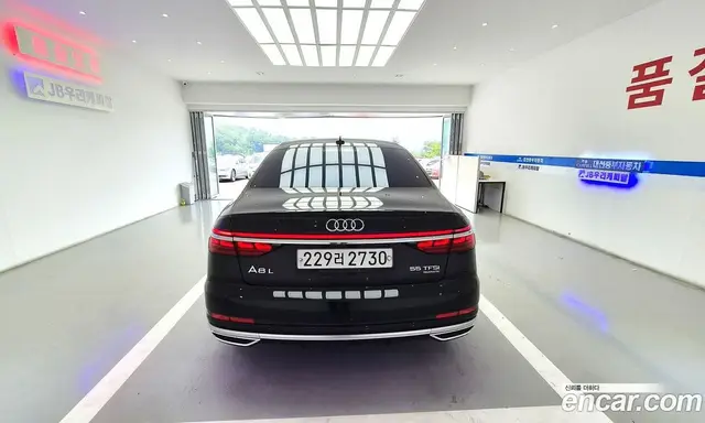 Audi A8 2020 3.0 автомат (гидро), миниатюра 6