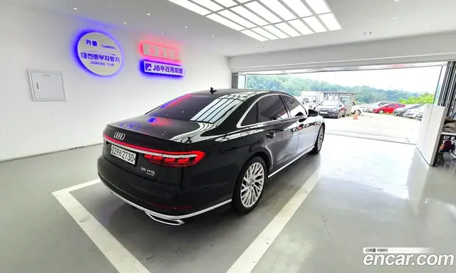 Audi A8 2020 3.0 автомат (гидро), миниатюра 7