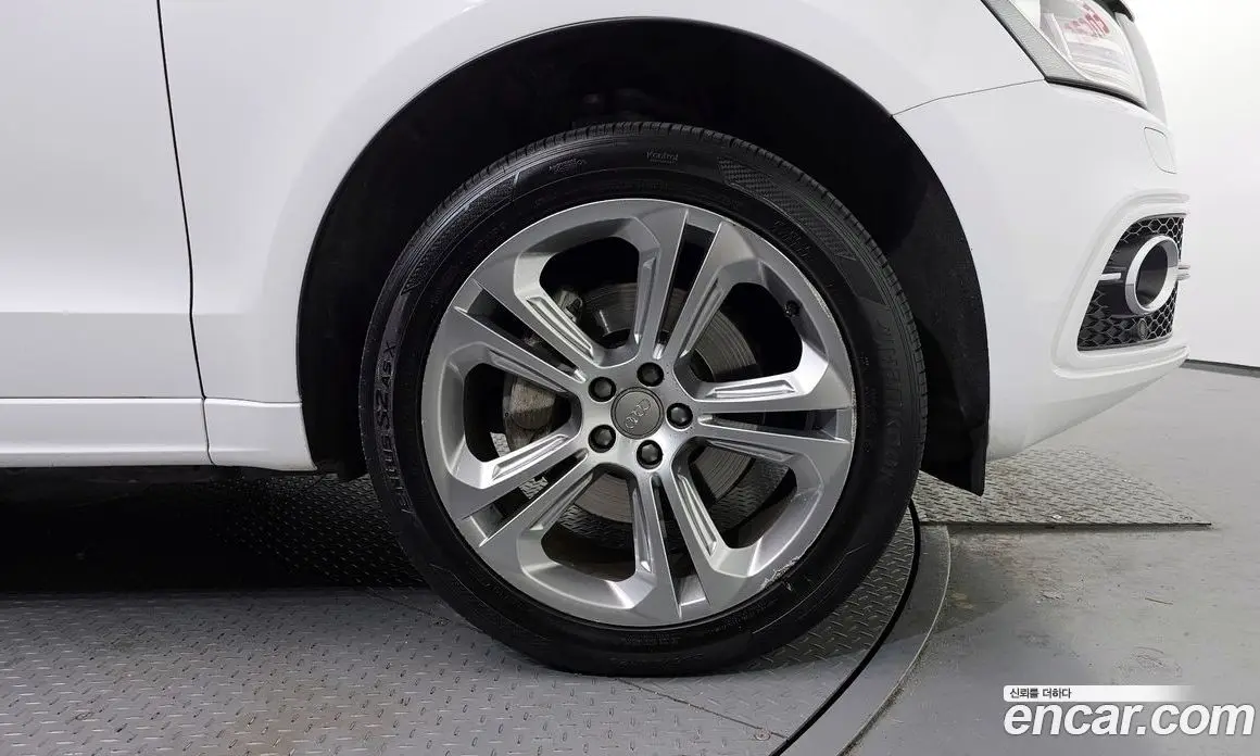 Audi Q5 2013 3.0 автомат (гидро), фото 5 Audi Q5 2013 3.0 автомат (гидро), фото 5