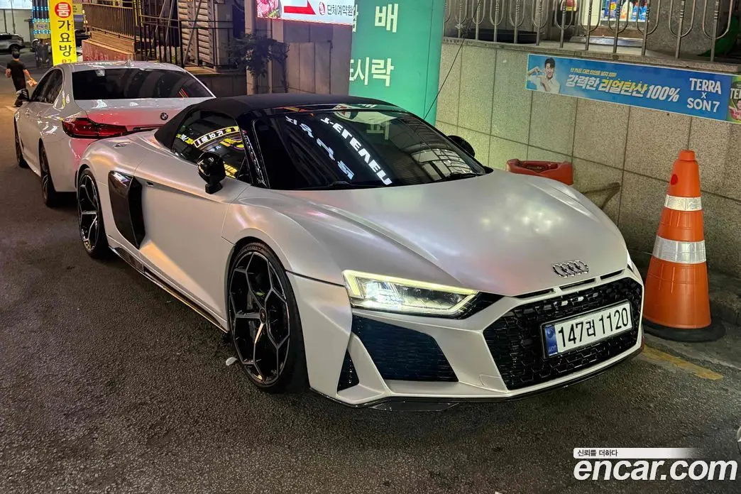 Audi R8 2017 5.2 автомат (гидро), фото 4