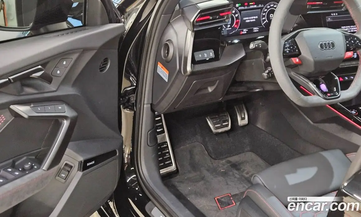 Audi RS3 2025 2.5 автомат (гидро), фото 11