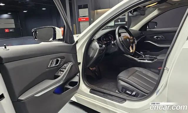 BMW 3 серия 2019 2.0 автомат (гидро), миниатюра 11