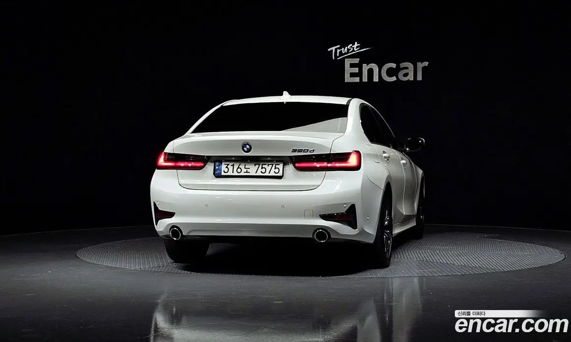 BMW 3 серия 2019 2.0 автомат (гидро), фото 4