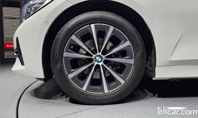 BMW 3 серия 2019 2.0 автомат (гидро), миниатюра 5