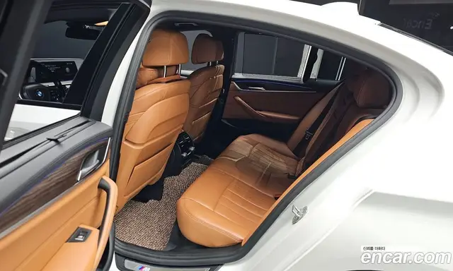BMW 5 серия 2017 2.0 автомат (гидро), миниатюра 11 BMW 5 серия 2017 2.0 автомат (гидро), миниатюра 11