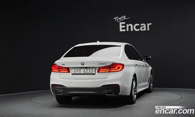BMW 5 серия 2017 2.0 автомат (гидро), миниатюра 4 BMW 5 серия 2017 2.0 автомат (гидро), миниатюра 4