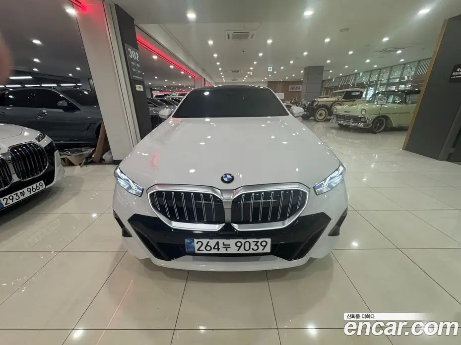 BMW 5 серия 2024 2.0 автомат (гидро), фото 3