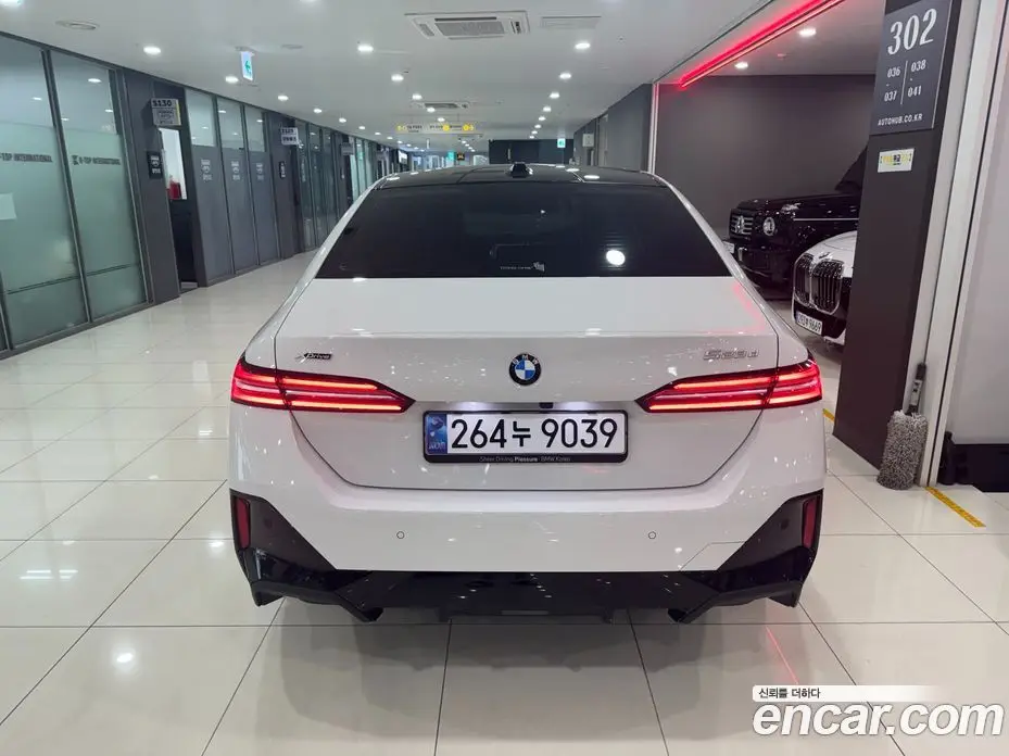 BMW 5 серия 2024 2.0 автомат (гидро), фото 4