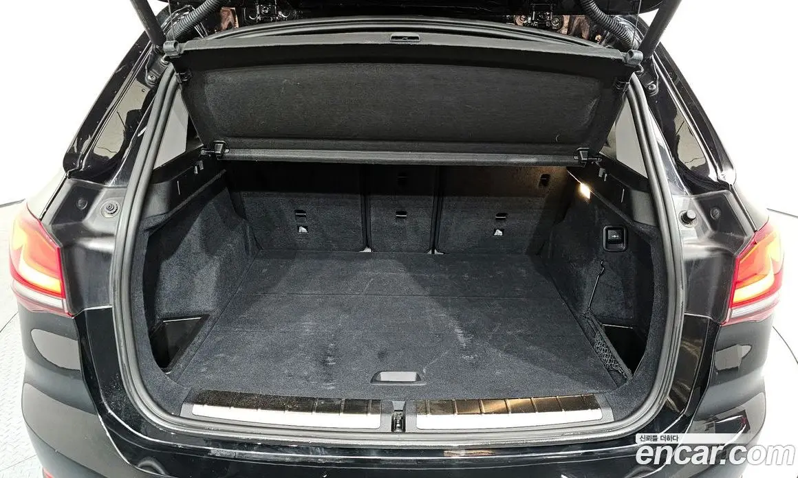 BMW X1 2021 2.0 автомат (гидро), фото 20