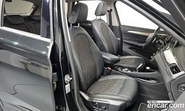 BMW X1 2021 2.0 автомат (гидро), миниатюра 10