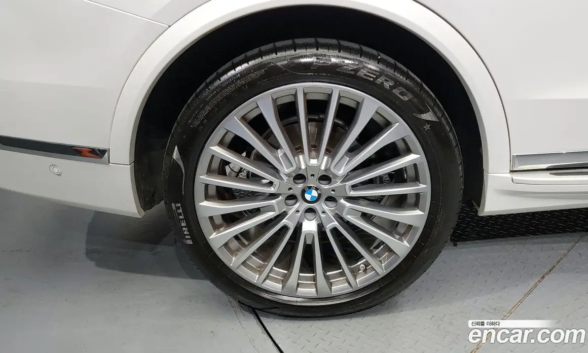 BMW X7 2021 3.0 автомат (гидро), фото 5