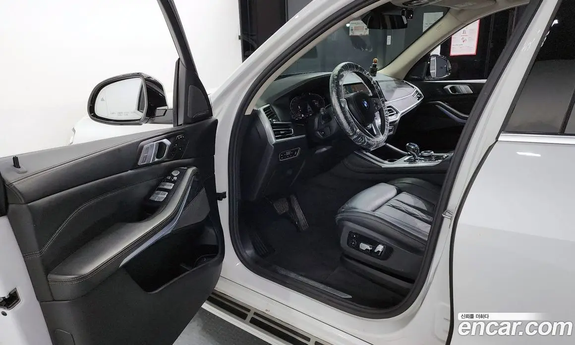 BMW X7 2021 3.0 автомат (гидро), фото 10