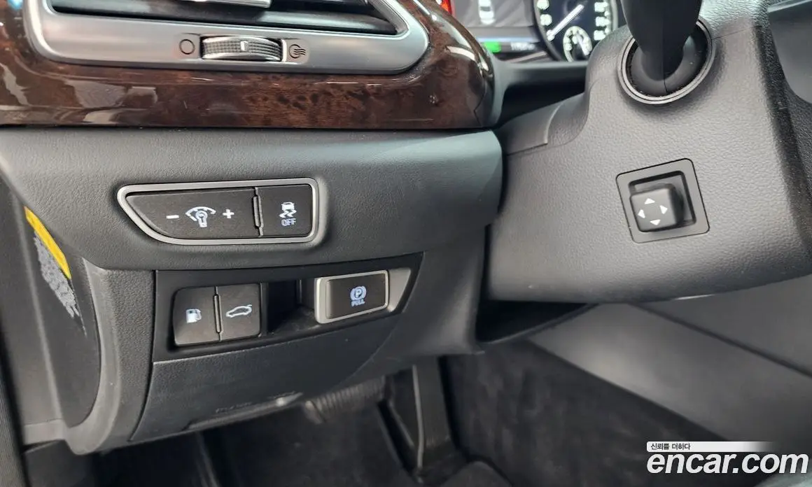 Genesis EQ900 2016 3.8 автомат (гидро), фото 14 Genesis EQ900 2016 3.8 автомат (гидро), фото 14