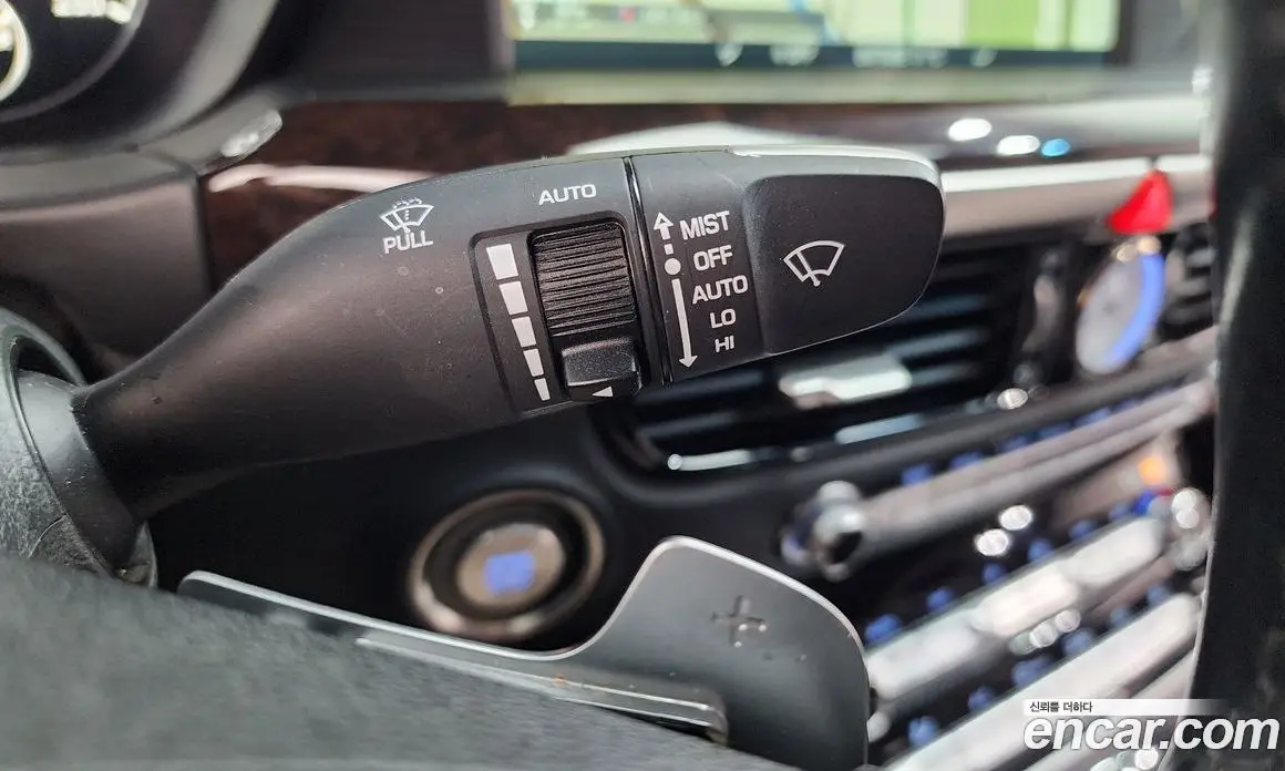 Genesis EQ900 2016 3.8 автомат (гидро), фото 18 Genesis EQ900 2016 3.8 автомат (гидро), фото 18