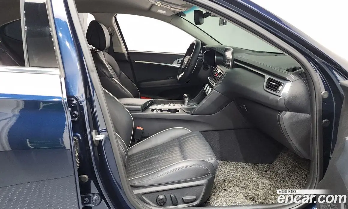Genesis G70 2019 2.0 автомат (гидро), фото 11 Genesis G70 2019 2.0 автомат (гидро), фото 11
