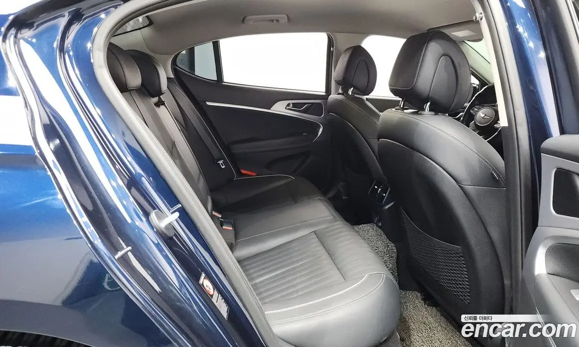 Genesis G70 2019 2.0 автомат (гидро), фото 12 Genesis G70 2019 2.0 автомат (гидро), фото 12
