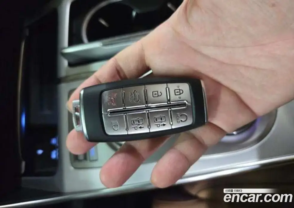 Genesis GV80 2023 2.5 автомат (гидро), фото 8
