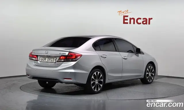 Honda Civic 2015 1.8 автомат (гидро), миниатюра 2 Honda Civic 2015 1.8 автомат (гидро), миниатюра 2