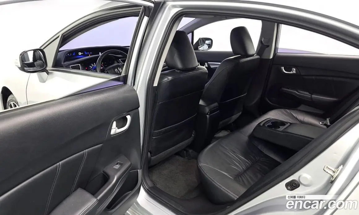 Honda Civic 2015 1.8 автомат (гидро), фото 12 Honda Civic 2015 1.8 автомат (гидро), фото 12