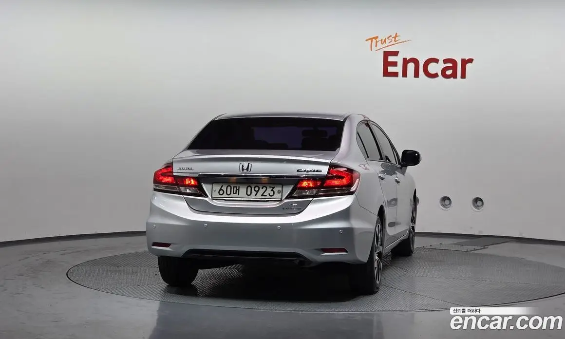 Honda Civic 2015 1.8 автомат (гидро), фото 4 Honda Civic 2015 1.8 автомат (гидро), фото 4