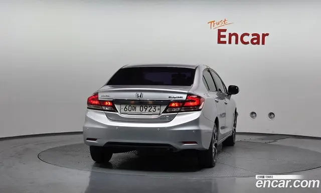 Honda Civic 2015 1.8 автомат (гидро), миниатюра 4 Honda Civic 2015 1.8 автомат (гидро), миниатюра 4