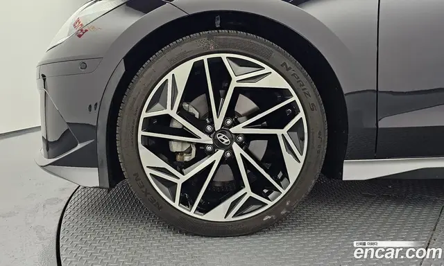 Hyundai Ioniq 6 2023 0.1 автомат (гидро), миниатюра 5