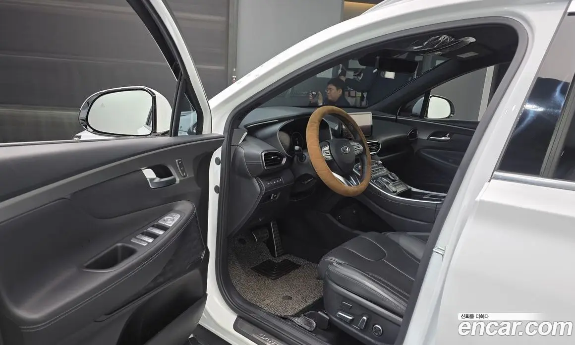 Hyundai Santa Fe 2023 1.6 автомат (гидро), фото 11