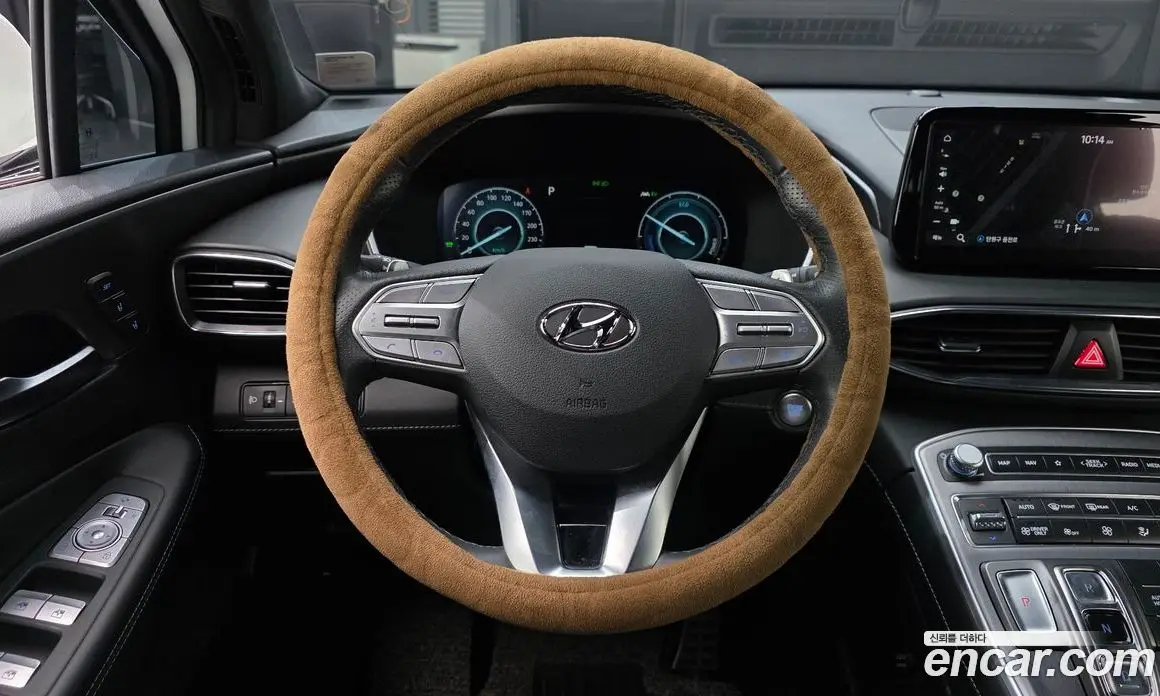 Hyundai Santa Fe 2023 1.6 автомат (гидро), фото 13