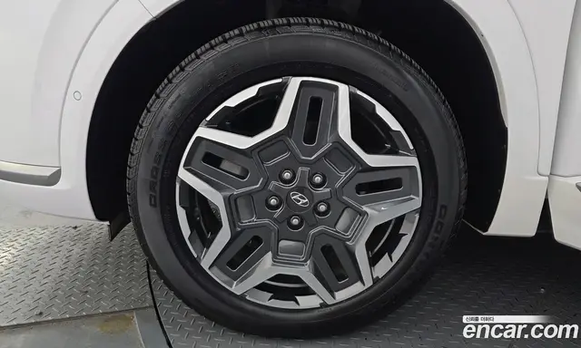 Hyundai Santa Fe 2023 1.6 автомат (гидро), миниатюра 5