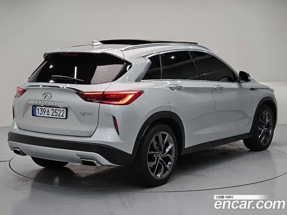 Infiniti QX50 2019 2.0 автомат (гидро), фото 4